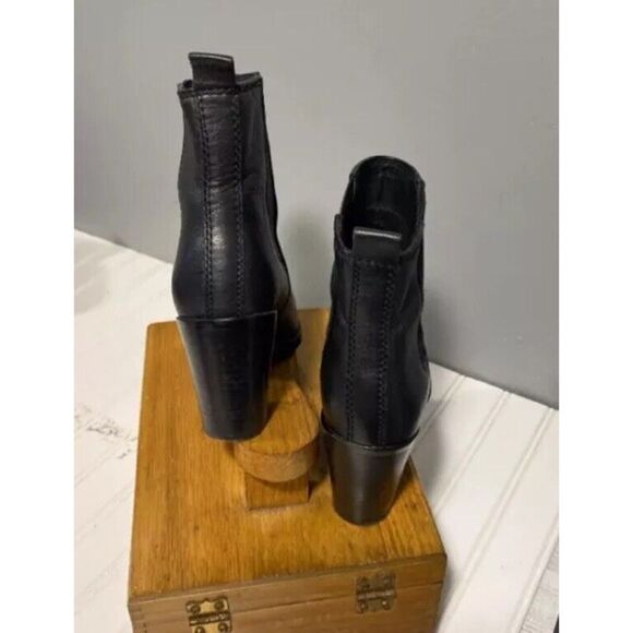 Splendid Women Boots Soft Leather Rocker 8 Heels Black 3.5” Heals Vibram - Picture 9 of 12